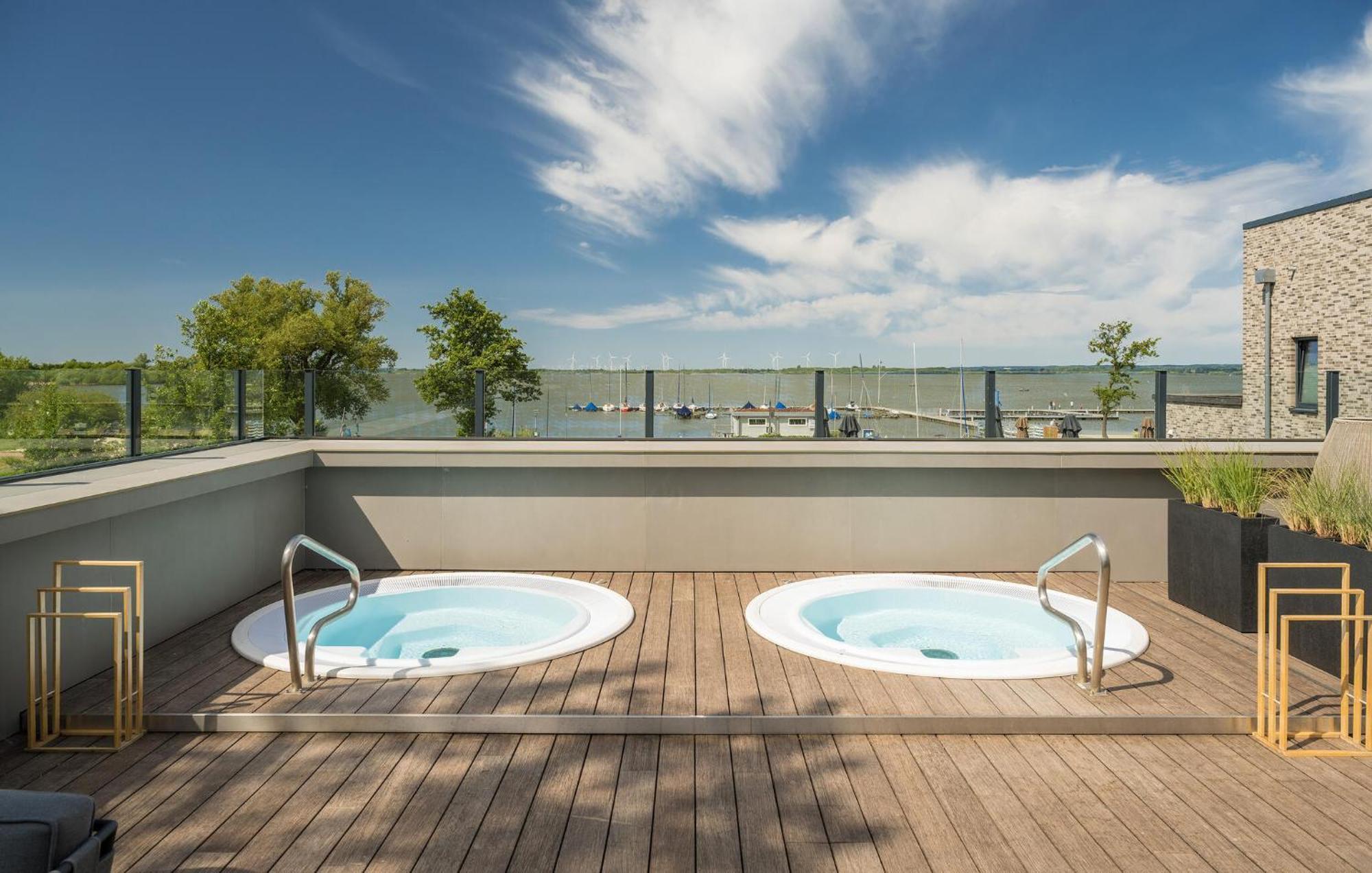 Nice Home In Lembruch-Duemmer See With Sauna 외부 사진